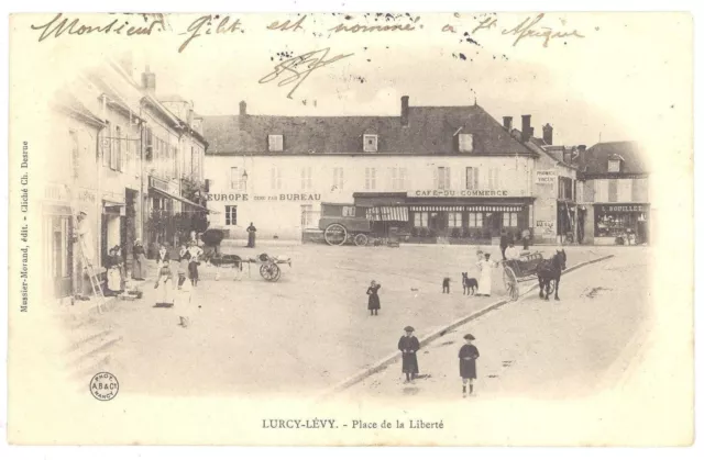 CPA 03 - LURCY LEVY (Allier) - Place de la Liberté - Peu courante