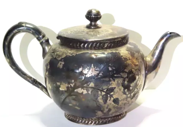 Wilcox International Silver Plate Co Meriden CT 5025 Flowers & Leaves Tea Pot 2