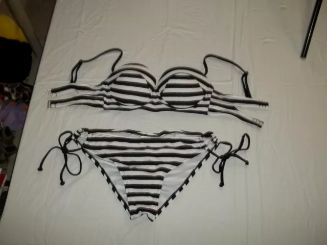 Womens Xhilaration 2 Piece Black & White Striped Bikini bathing suit Size S/P, L