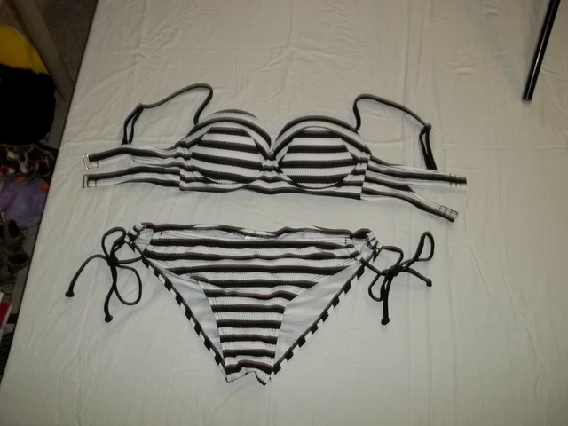 Womens Xhilaration 2 Piece Black & White Striped Bikini bathing suit Size S/P, L