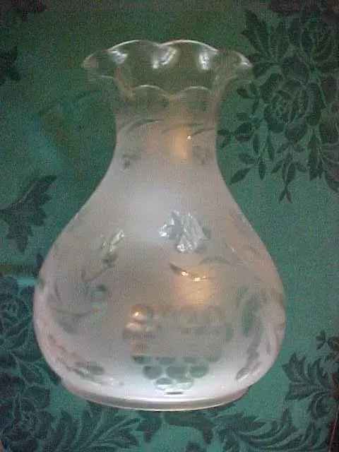 GREAT Victorian Wheel Cut Solar Oil Kerosene Lamp Shade 10-1/2" Tall 6" Fitter