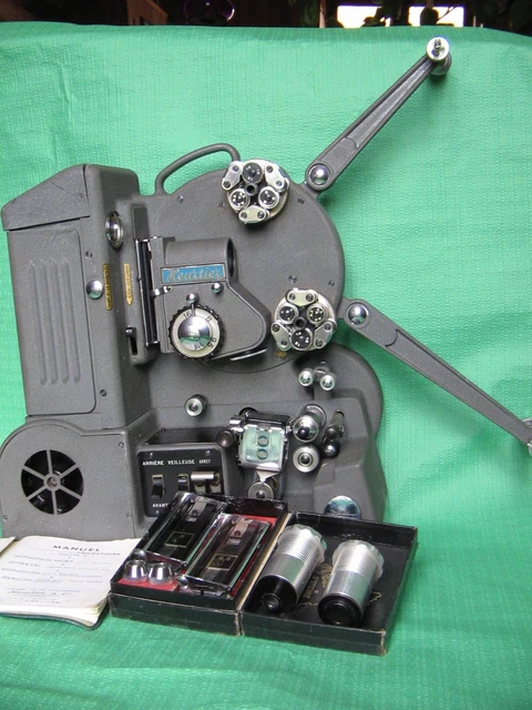 PROJECTEUR HEURTIER TRI FILM 8 mm. 9,5mm.et 16 mm