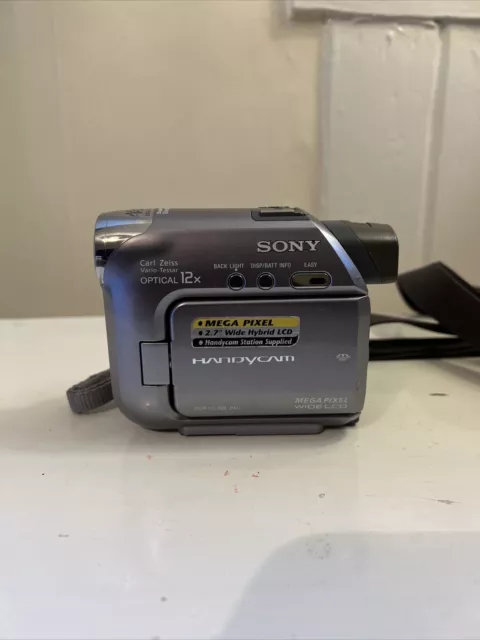 Sony Handycam DCR-HC39E PAL Zeiss Lens Mini DV Camcorder