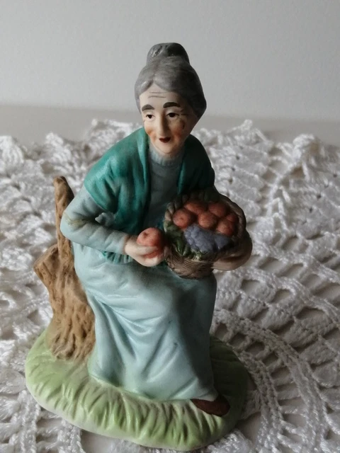 FIGURINE EN PORCELAINE EUR 50,00 - FR FIGURINE EN PORCELAINE EUR 50,00 - FR