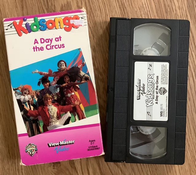 KIDSONGS A Day At The Circus VHS EUR 7 37 PicClick IT Kidsongs a day at the circus vhs eur 7 37 picclick it