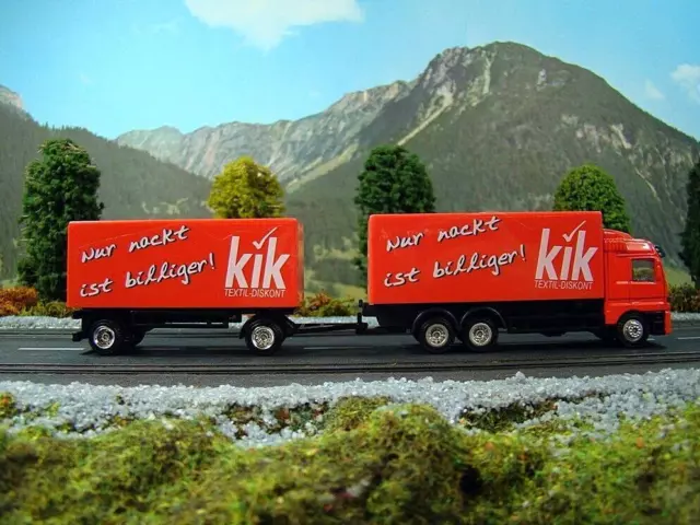 Werbetruck KIK  >> Nur nackt ist billiger << | 1:87 | 2001 | w15