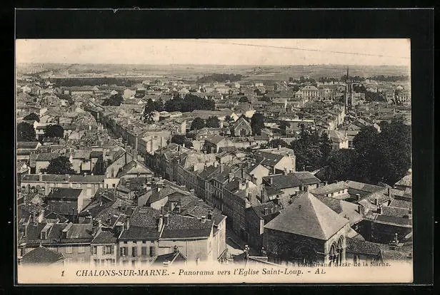 CPA Chalons-sur-Marne, vue générale vers l´Eglise Saint-Loup