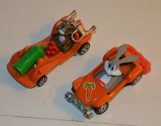 Lot de 2 voitures figurines Bugs Bunny Jerry CORGI WB Looney tunes vintage