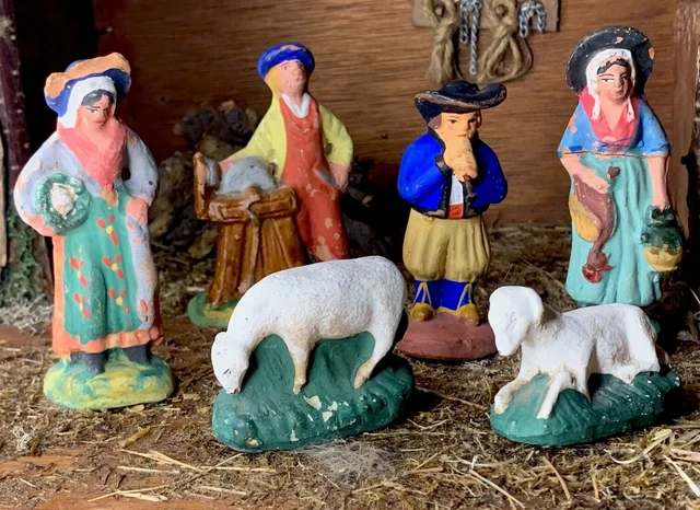 Lot De 18 Santons De Noël Vintage + 20 Pinces à Bougie - Mélange Plastique Et Plâtre, Occasion