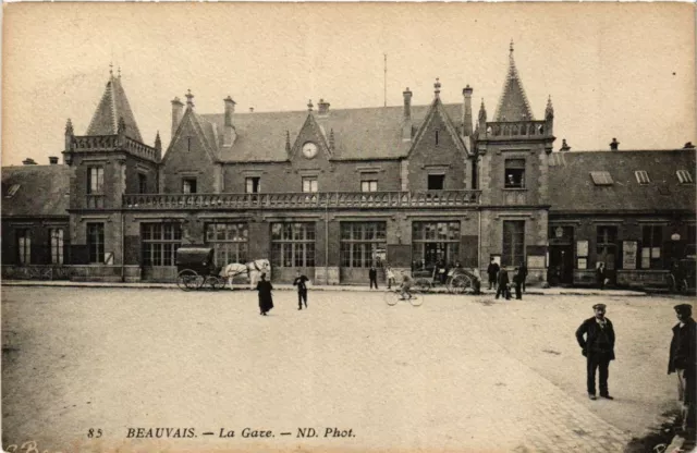 CPA BEAUVAIS La Gare (377513)