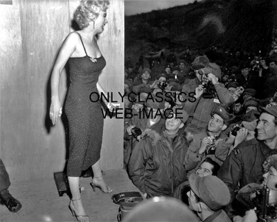 Candid Sexy Marilyn Monroe In Revealing Dress 8X10 Photo Busty Cheesecake Pinup