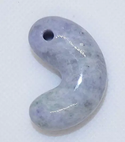 Itoigawa jade magatama lavender 20.1g 2