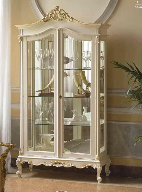 Vitrine Baroque Plaquée Or Avec Miroir – 133 Cm De Haut – 3 étagères Verre – Neuf