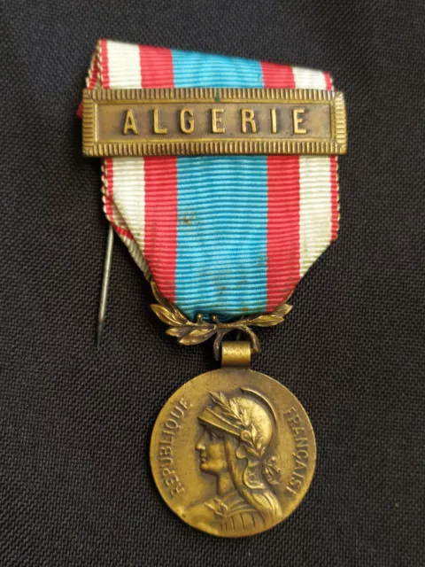 Guerre d'Algérie : Médaille du maintien de l'ordre en Algérie