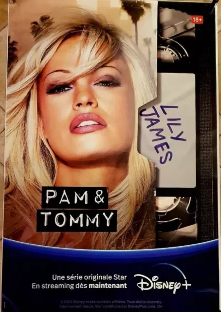 Affiche Roulée 120 X 175 Cm Disney Série "Pam & Tommy" Pamela Anderson