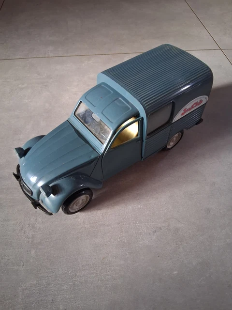 CAMION PUBLICITAIRE LUSTUCRU .Camionnette en Tole LUSTUCRU EUR 60,00