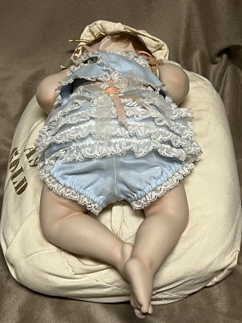 Ashton Drake “Good As Gold” Porcelain Doll Vintage 1997 Titus Tomescu 7