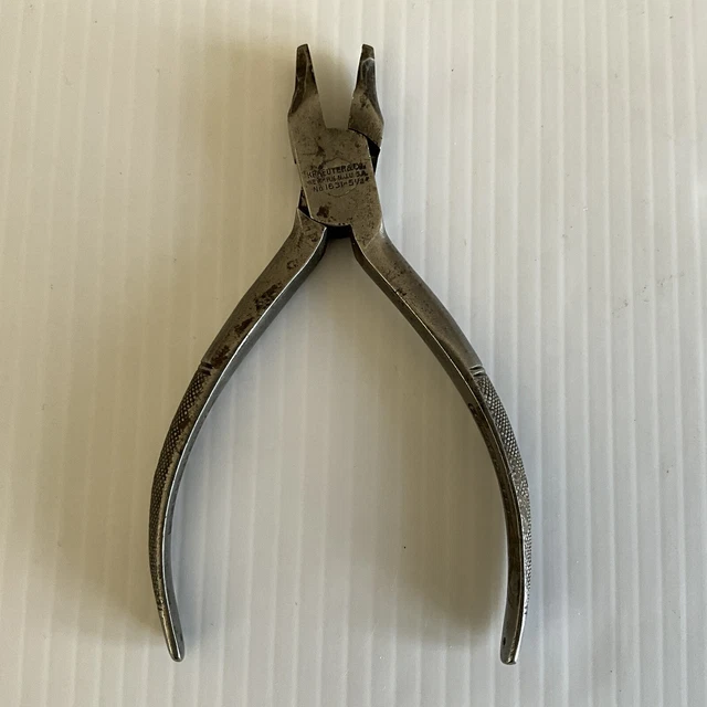 Vintage Kraeuter & Co Duckbill Pliers Model 1631 Made in the U.S.A