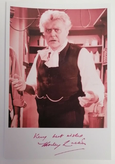 PRINT - Autograph Reprint 6"X4" Hammer Horror Actor Thorley Walters Reproduced