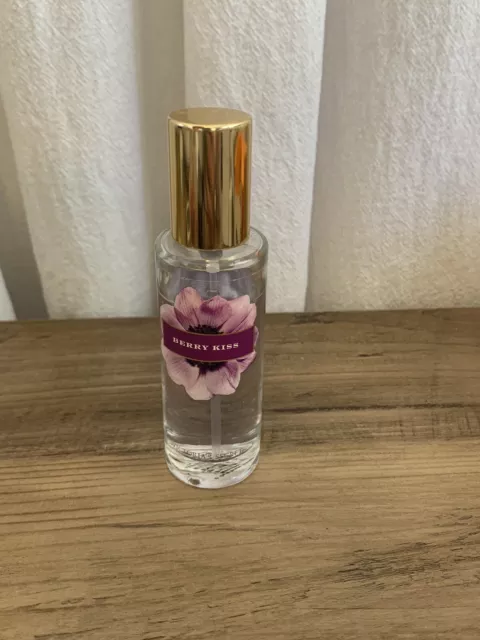 Berry online kiss perfume