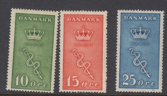 DENMARK : 1929 Cancer Research Fund  set SG252-4  mint(25 ore MNH)