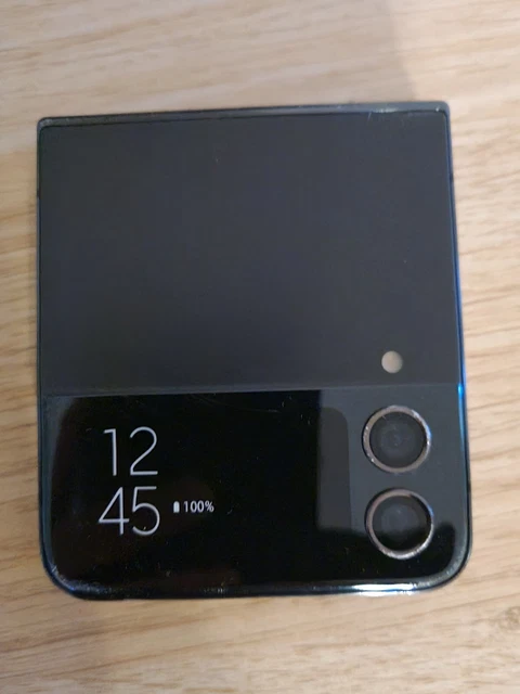 Samsung Galaxy Flip 4 DUMMY MOBILE TOY PHONE uk seller only