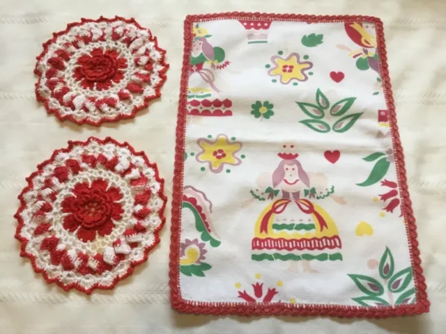 Lot of 3 Vintage Red White Round Crochet & red crochet edge Doilies (AA93)