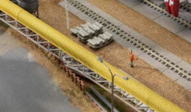 Faller 130165 HO/OO Gauge Aggregate Conveyor Belt with Dust Cover Kit IV