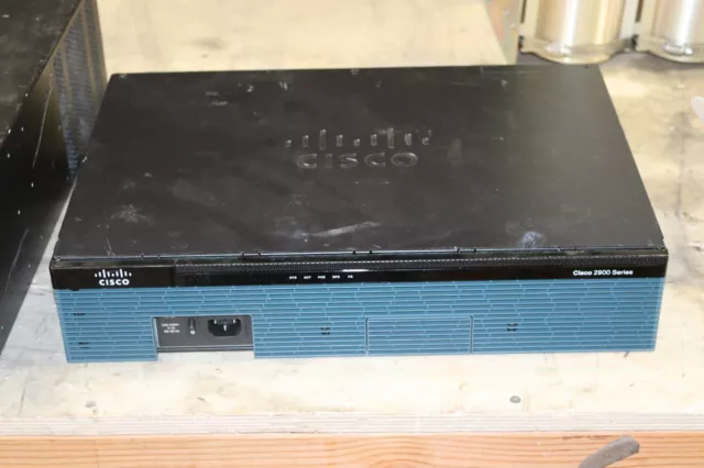 Cisco 2900 Series Integrated Services Router Model 2911 47-22431-01 REV JO