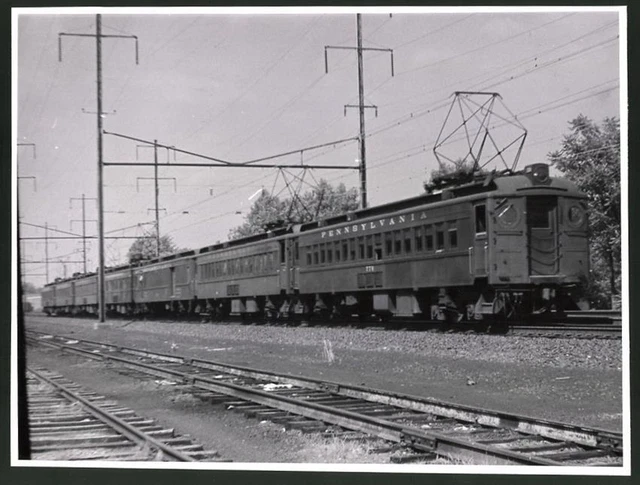 Fotografie Eisenbahn USA, Personenzug mit E-Triebwagen Nr. 778 Pennsylvania Rai