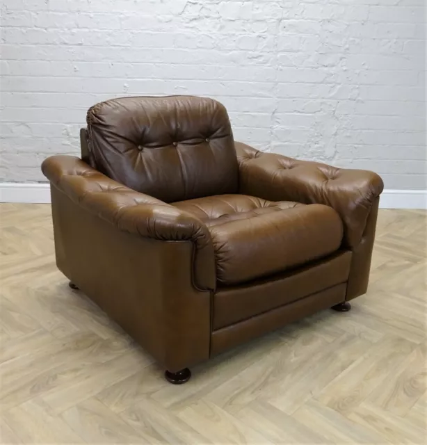 Mid-Century Retro Vintage Danish Buttoned  Brown Leather Lounge Armchair 1970s