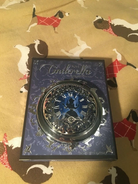 NIB Sephora Disney Princess Collection Cinderella Compact Mirror Limited Edition