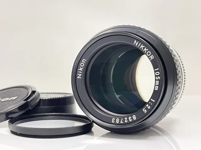 [Near MINT] Nikon Ai Nikkor 105mm F2.5 Portrait MF Lens From JAPAN