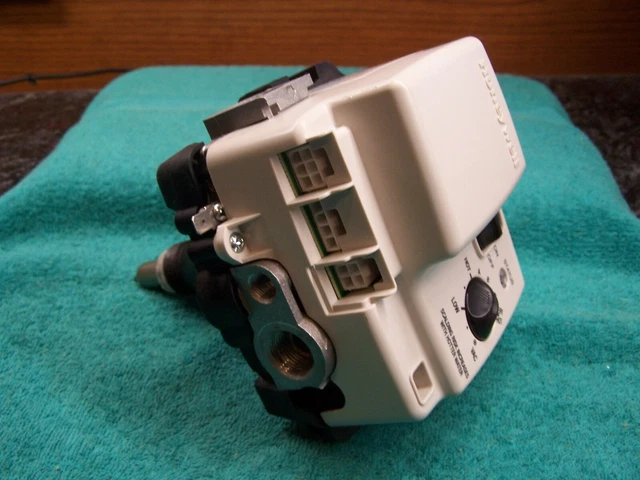 NEW HONEYWELL WV4464B1037 Water Heater Nat Gas Valve A O Smith 100073570  $250.00 - PicClick