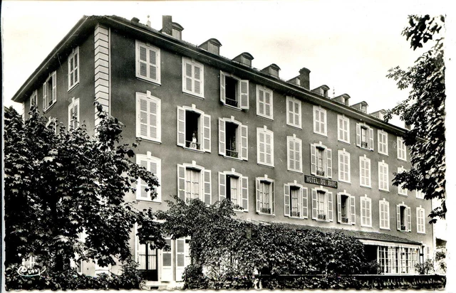 CPA Ancienne Uriage-les-Bains - Carte Postale Du Parc (référence 652708)