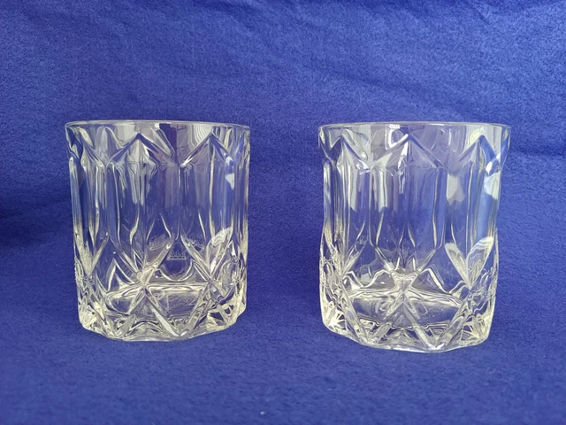 Crown Royal Starburst Cursive Logo Whiskey Glasses, Italy, Set of 2