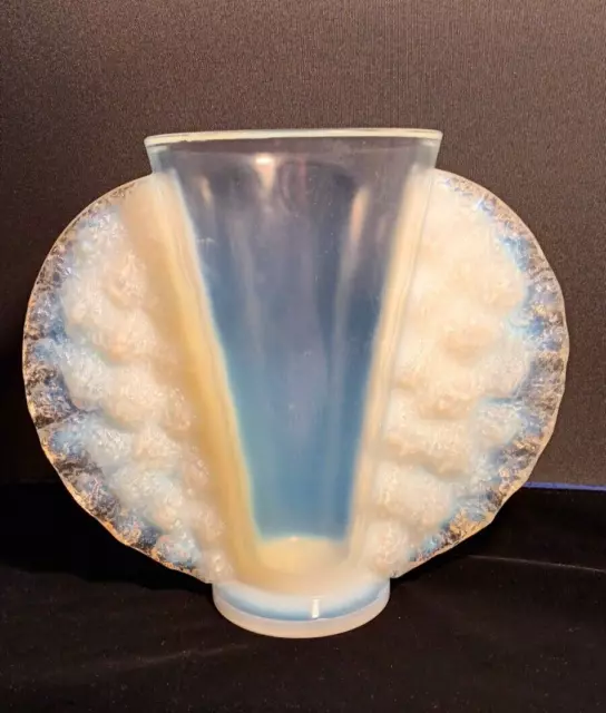 Pierre D'Avesn French Art Deco Opalescent Glass Fan Vase c.1930 rare 20cm chunky