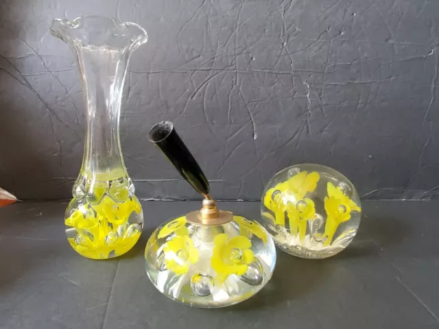 3 Desk Set Art Glass St. Claire ? Flower Paperweight Bud Vase 7 1/4" Pen Holder