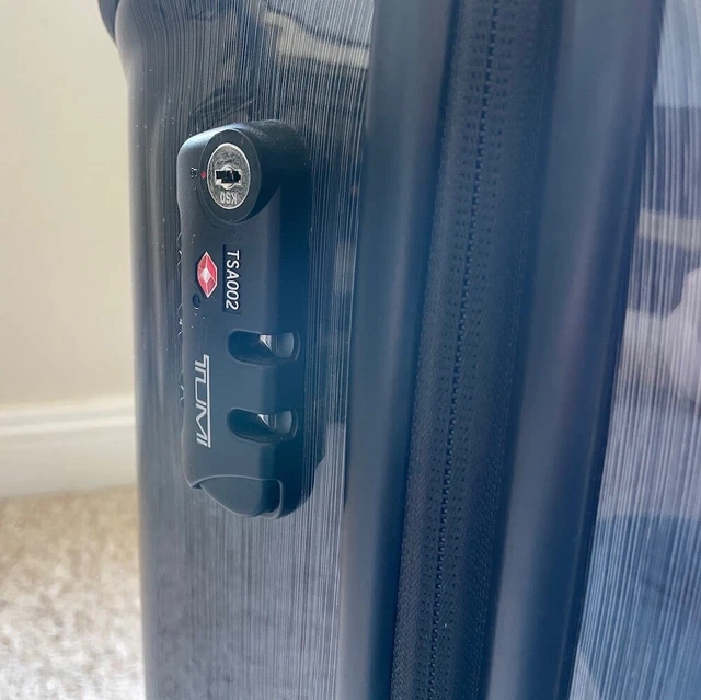 TUMI Vapor International Carry On 4-Wheel 28020D Suitcase Luggage Black/Grey 18