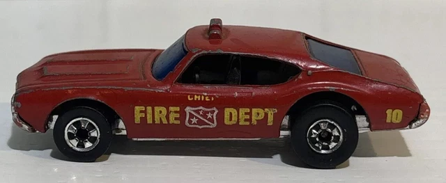 VTG Hot Wheels 1969 Chief Fire Dept #10 Toy Car Hong Kong Mattel Red