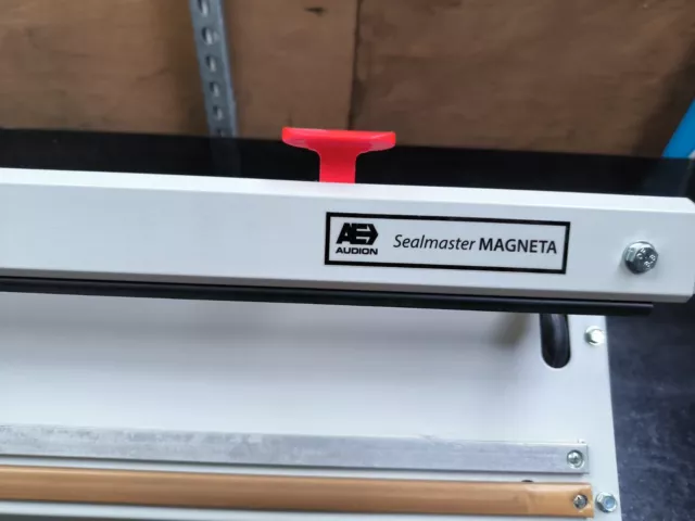 Soudeuse semi-automatique Sealmaster Magneta Audion 2