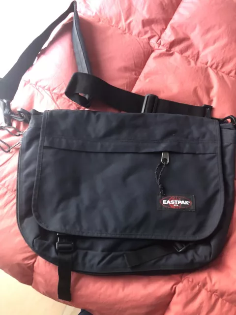 borsa tracolla uomo grande