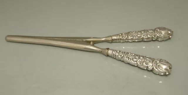 A Pair of Edwardian Sterling Silver Glove Stretchers, Birmingham 1906