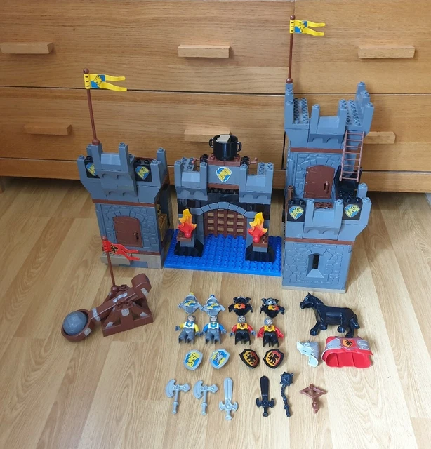 Duplo knight set cheap