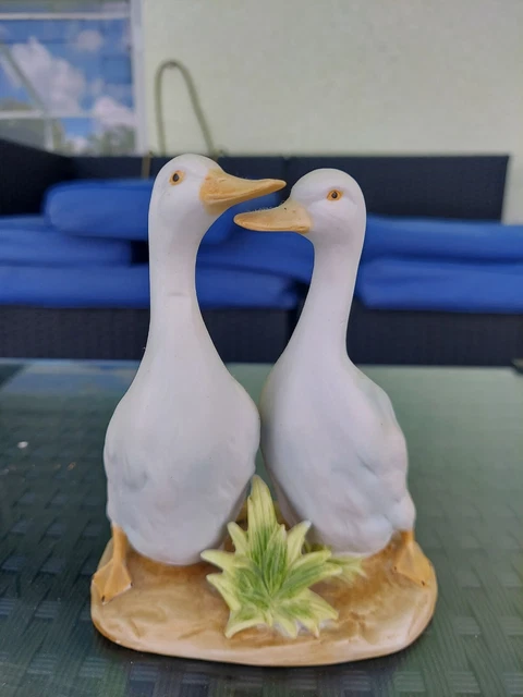 VINTAGE ROYAL CROWN Figurine - Porcelain Ducks 6"tall by 3"wide-great