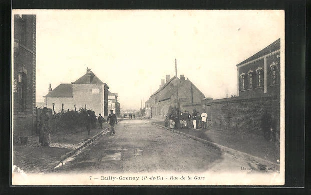CPA Bully-Grenay, Rue de la Gare