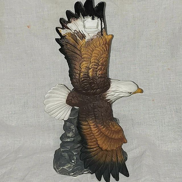 Vtg Avery Creations 1995 Limited Edition Resin Flying Bald Eagle 9"H