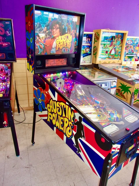 Stern Austin Powers  Pinball Machine