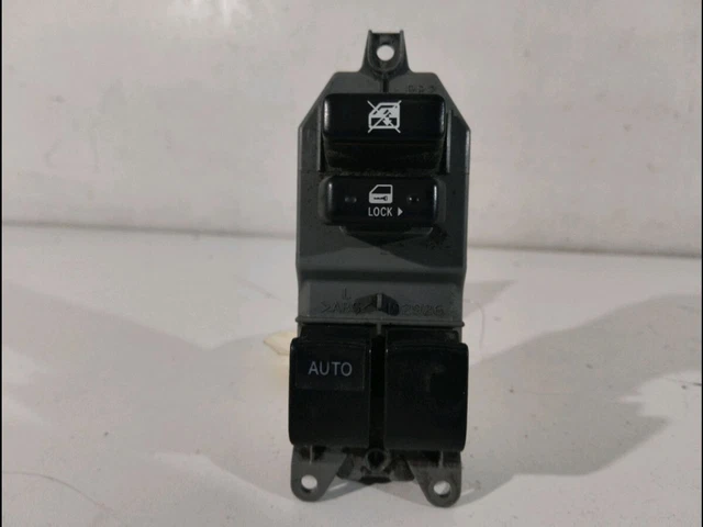 commande lève-glace porte avant gauche toyota YARIS (_P9_) 848200D100 192100