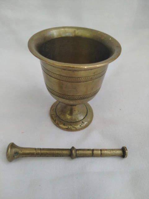 Mortier Et Pilon En Bronze Doré – Décor Fleurs Fait Main Grèce Années 50